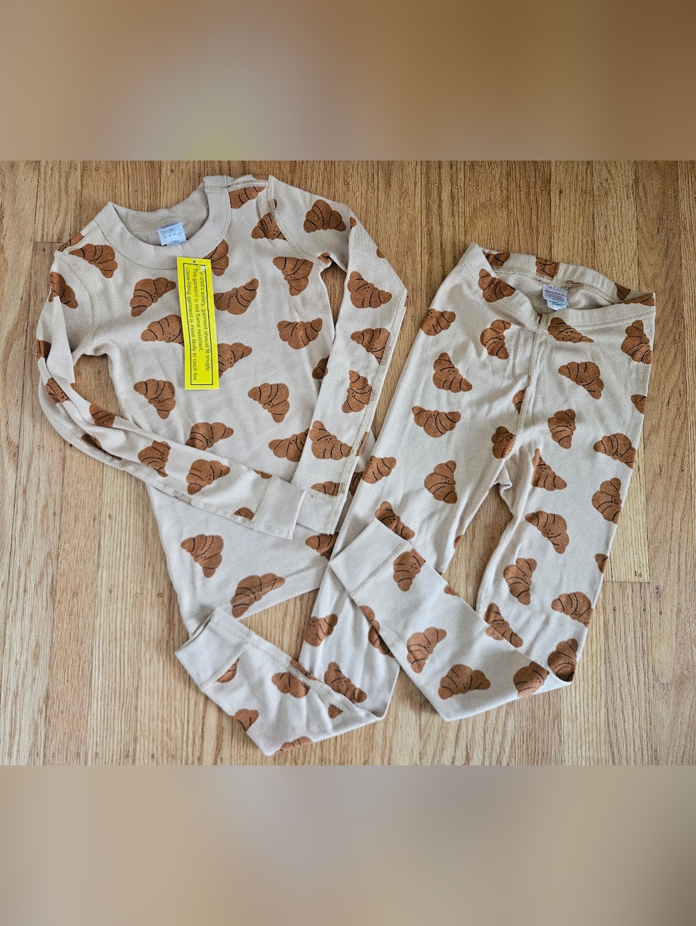 NWT Hanna Andersson Croissant Pajama Set Size 6-7Y